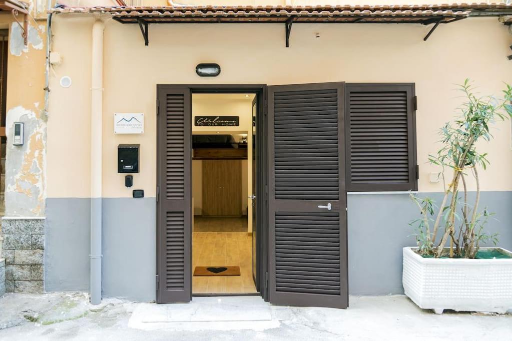 Artisti Apartamento *